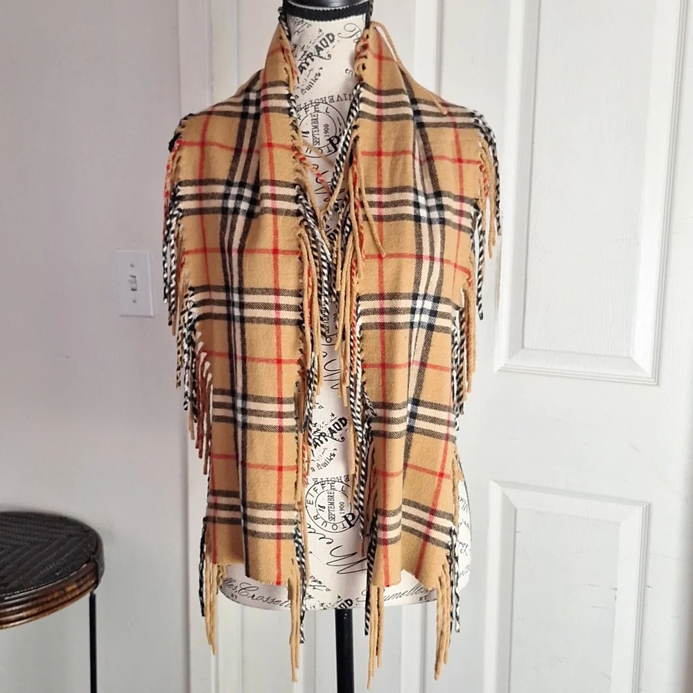 Burberry Checked Fringed-Edge Scarf Cashmere England